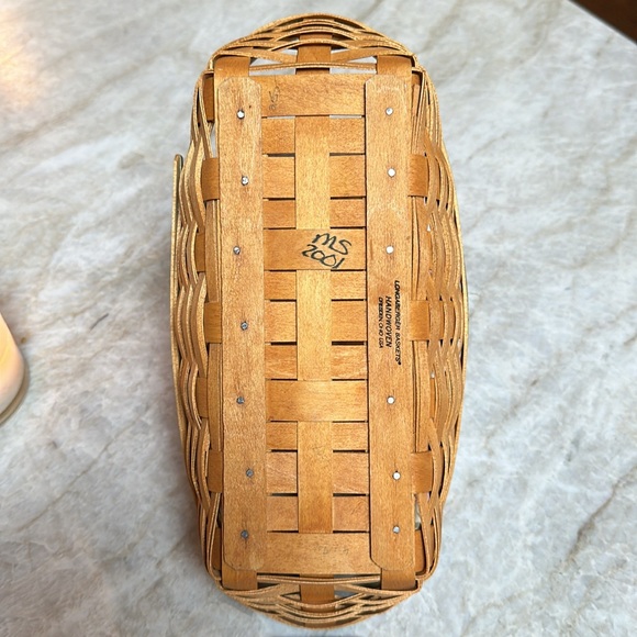 Longaberger Peony Basket - Picture 2 of 4